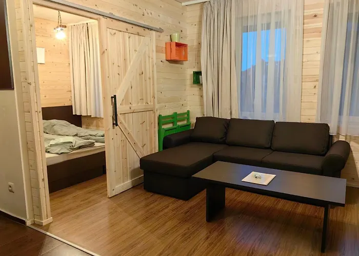 Royal Towers - 815 Apartment *