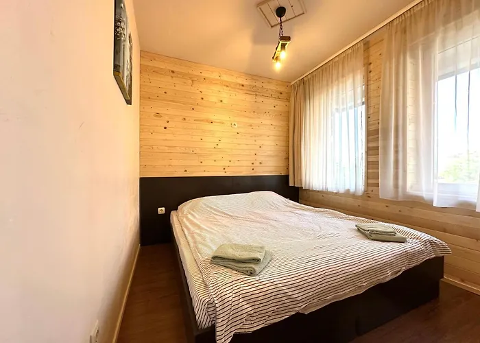 Royal Towers - 815 *